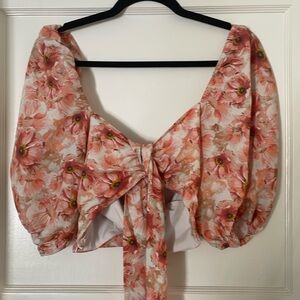 Express Daisy Flower Crop Top